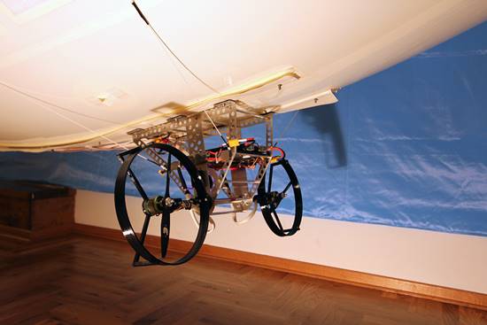 5-m-rc-blimp-main-motors-and-electronics-detail